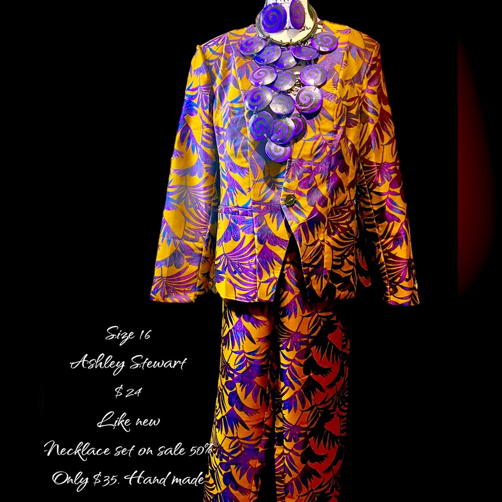 Stunning pants suit